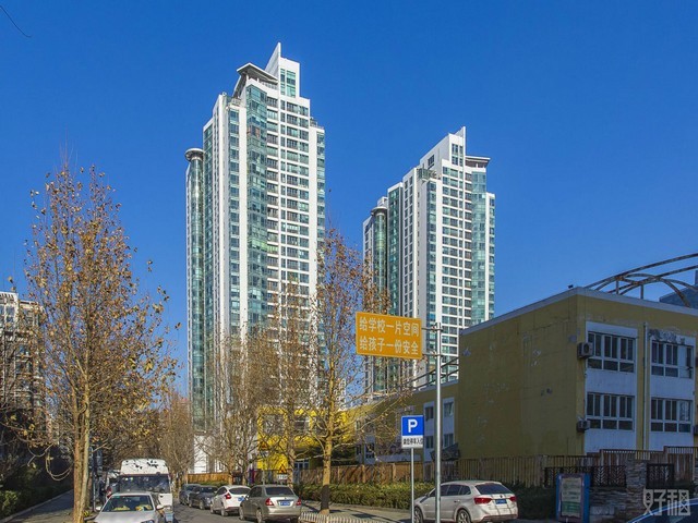 杭州人脸打卡道闸系统大概多少钱